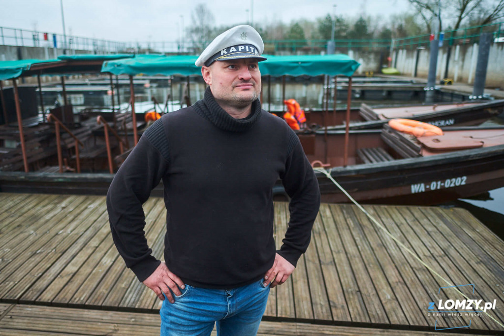 Po 4 dniach żeglugi dobiły do portu! Rybitwa i Kormoran będą pływać po Narwi [FOTO]