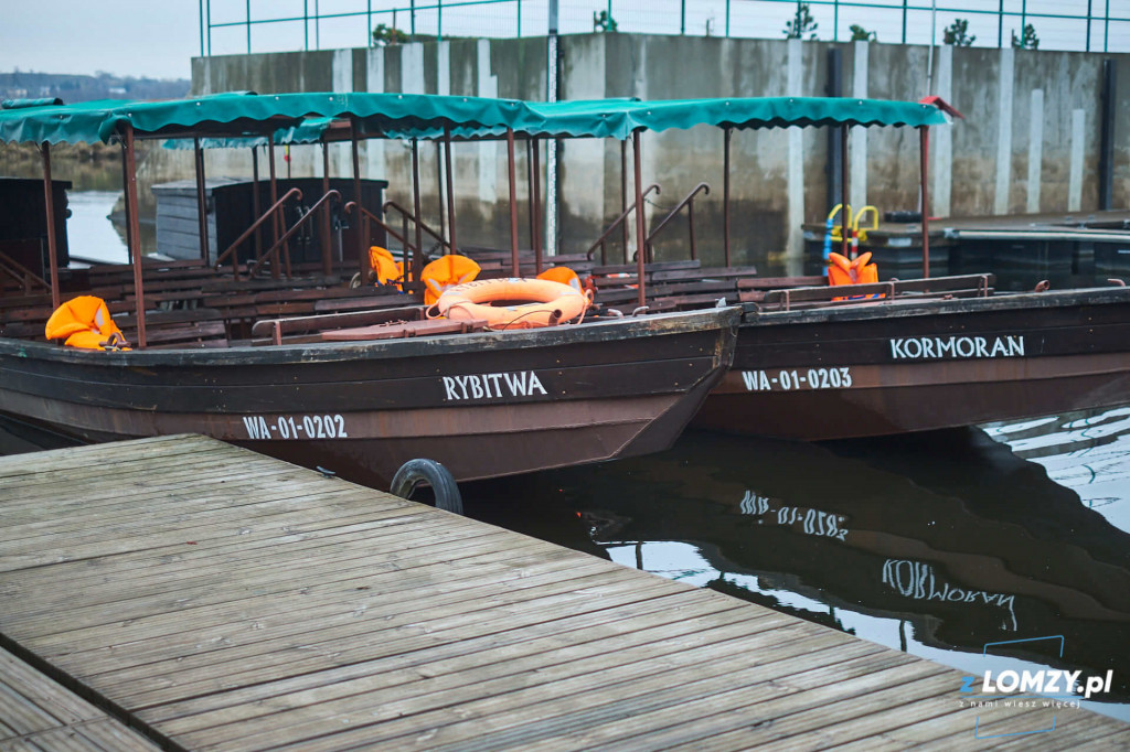 Po 4 dniach żeglugi dobiły do portu! Rybitwa i Kormoran będą pływać po Narwi [FOTO]