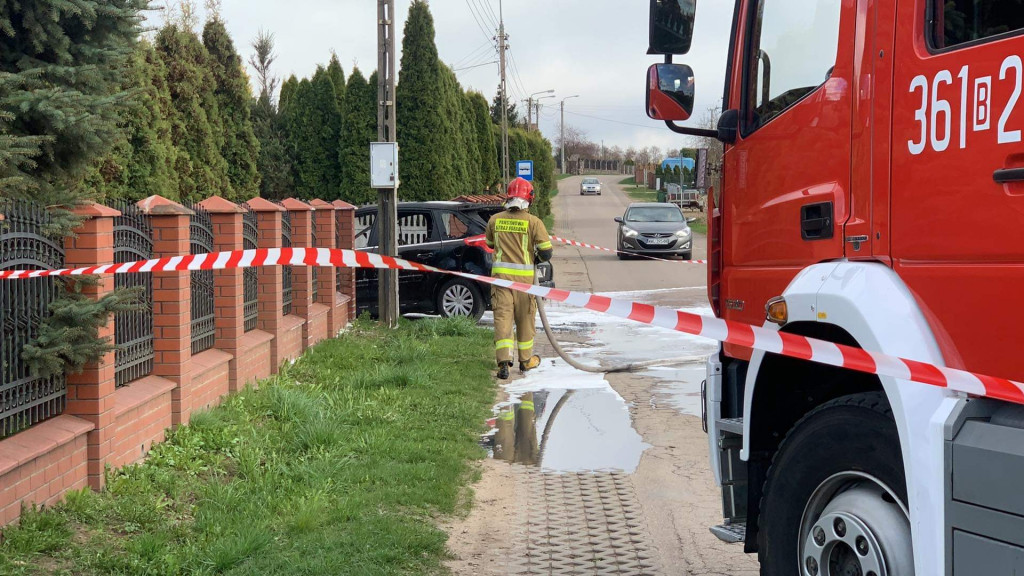 Pożar Citroena tuż przed posesją  [FOTO]