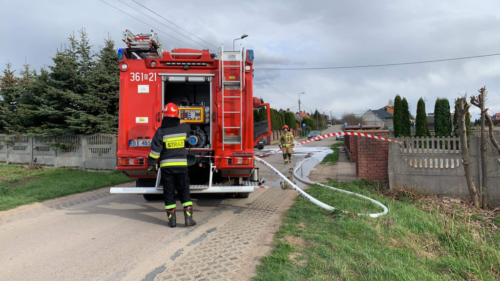 Pożar Citroena tuż przed posesją  [FOTO]