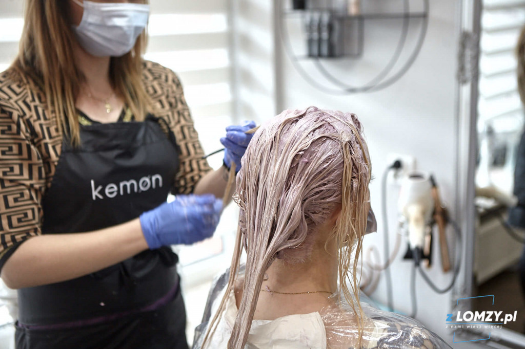 Salony kosmetycze i fryzjerskie w Łomży wracają do pracy! [VIDEO 4K i FOTO]