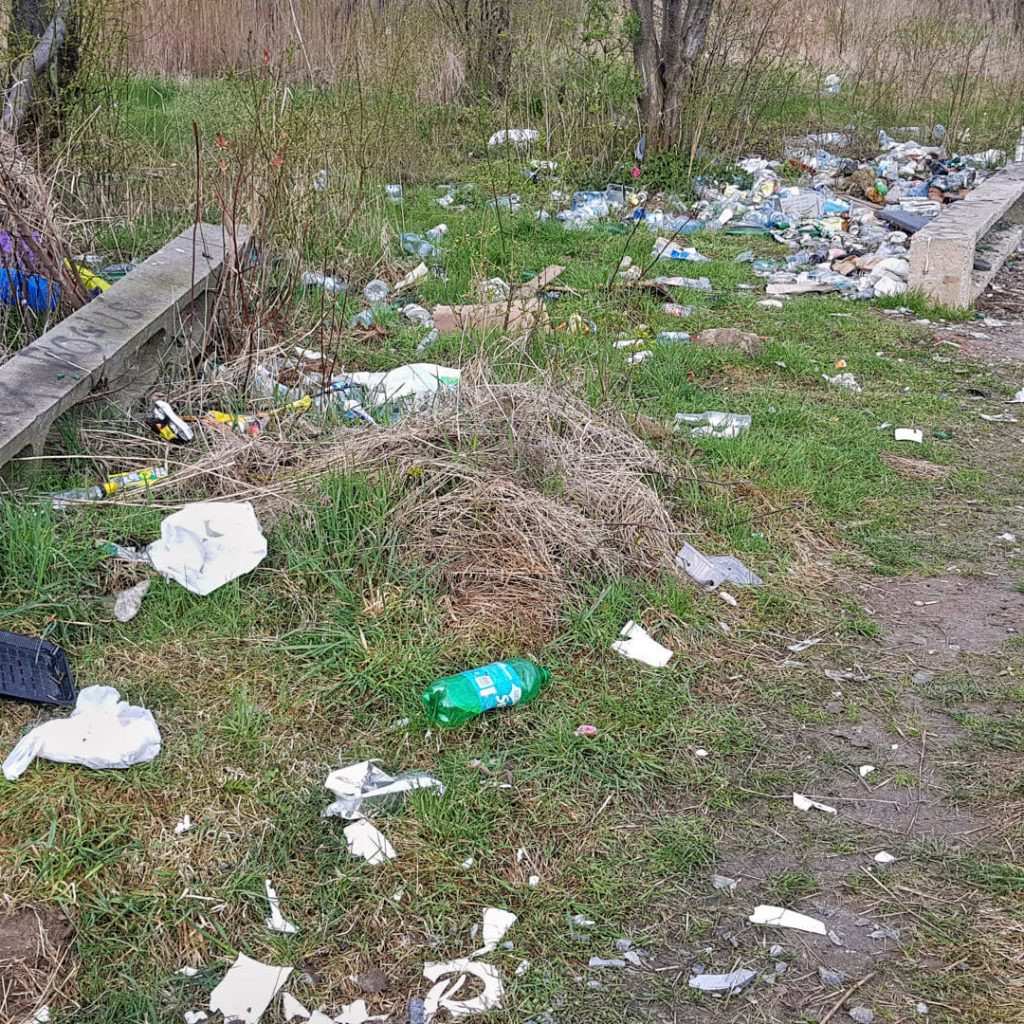 Wysypisko z widokiem na wierzę ciśnień! Tak dbamy o Łomżę?