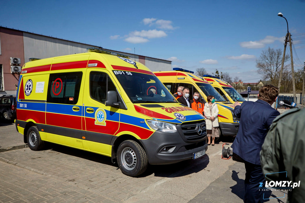 Nowy ambulans trafił do Stacji Pogotowia Ratunkowego w Łomży [FOTO]