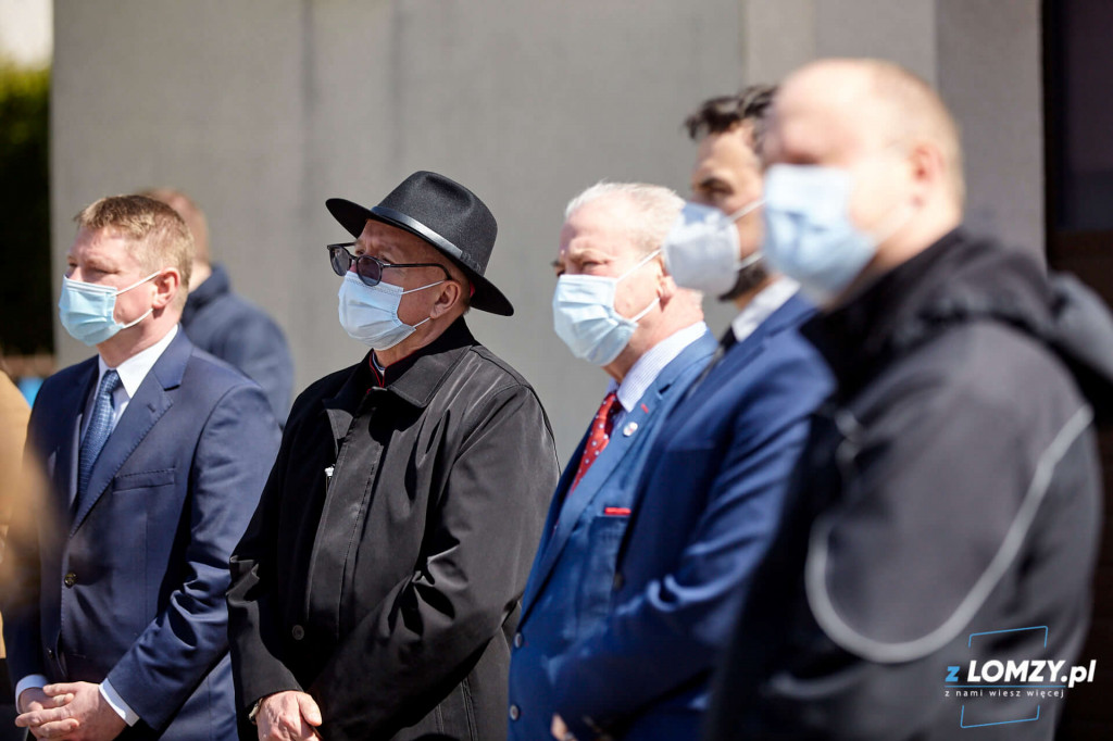 Nowy ambulans trafił do Stacji Pogotowia Ratunkowego w Łomży [FOTO]