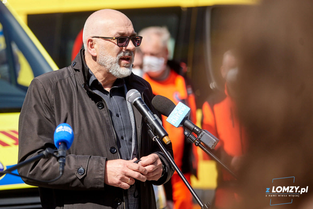 Nowy ambulans trafił do Stacji Pogotowia Ratunkowego w Łomży [FOTO]