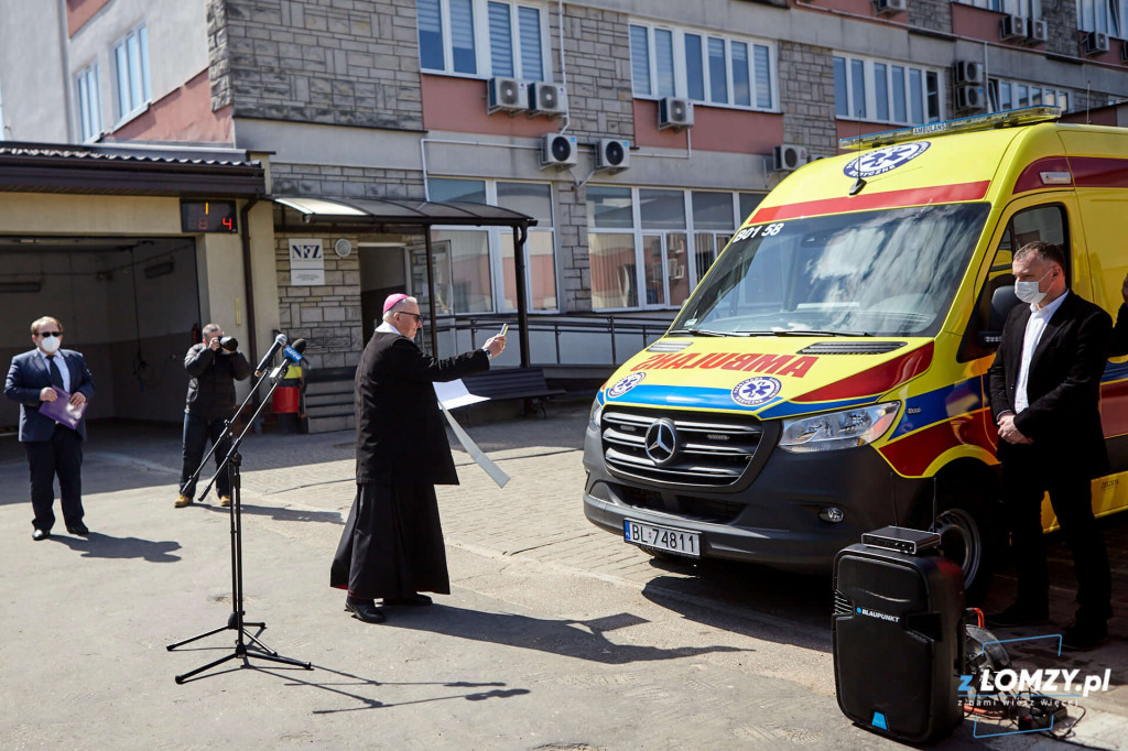 Nowy ambulans trafił do Stacji Pogotowia Ratunkowego w Łomży [FOTO]