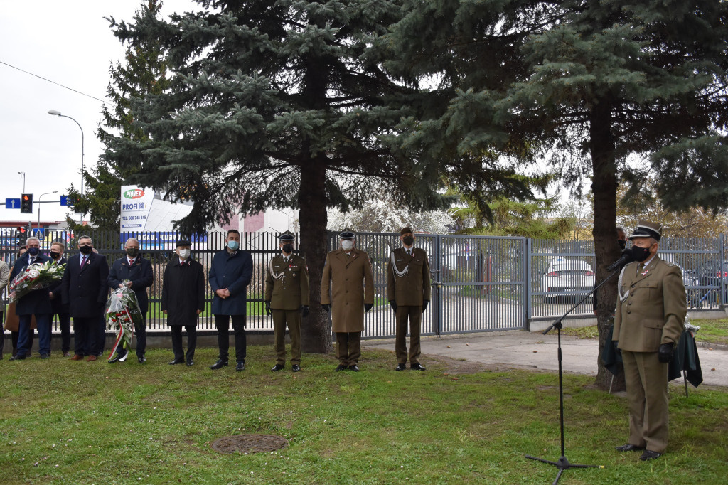 Dzień Flagi Rzeczypospolitej Polskiej w Łomży [FOTO]