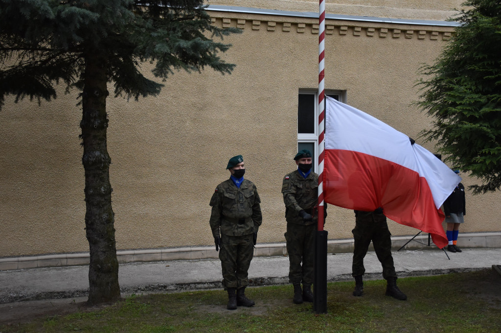 Dzień Flagi Rzeczypospolitej Polskiej w Łomży [FOTO]