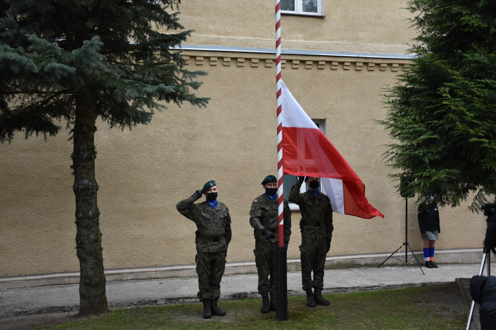 Dzień Flagi Rzeczypospolitej Polskiej w Łomży [FOTO]