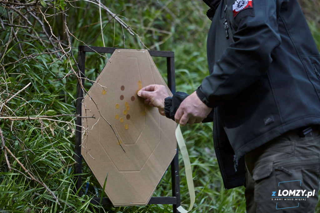 Widowiskowe strzelanie dynamiczne na strzelnicy w Piątnicy [VIDEO i FOTO]