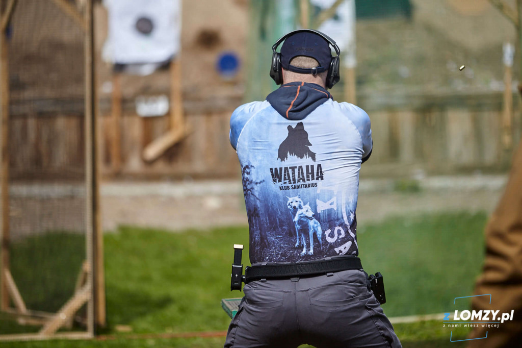 Widowiskowe strzelanie dynamiczne na strzelnicy w Piątnicy [VIDEO i FOTO]