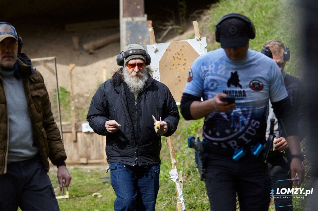 Widowiskowe strzelanie dynamiczne na strzelnicy w Piątnicy [VIDEO i FOTO]
