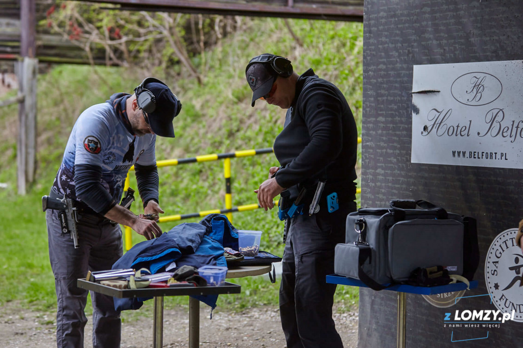 Widowiskowe strzelanie dynamiczne na strzelnicy w Piątnicy [VIDEO i FOTO]