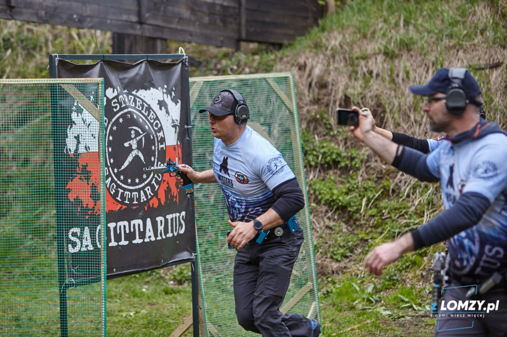 Widowiskowe strzelanie dynamiczne na strzelnicy w Piątnicy [VIDEO i FOTO]