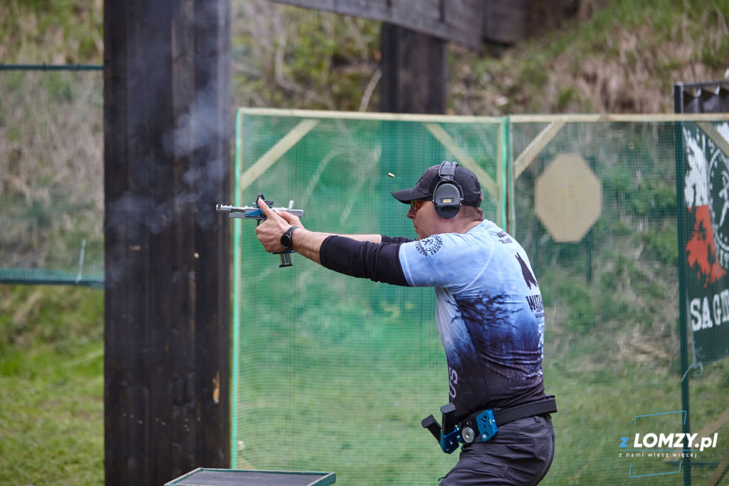 Widowiskowe strzelanie dynamiczne na strzelnicy w Piątnicy [VIDEO i FOTO]