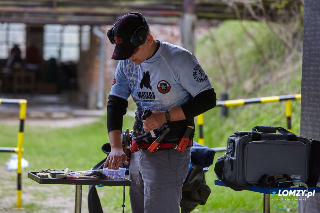 Widowiskowe strzelanie dynamiczne na strzelnicy w Piątnicy [VIDEO i FOTO]