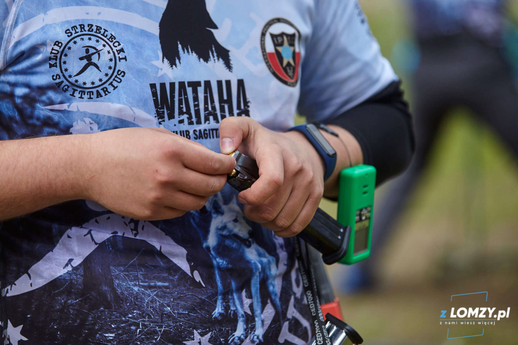 Widowiskowe strzelanie dynamiczne na strzelnicy w Piątnicy [VIDEO i FOTO]