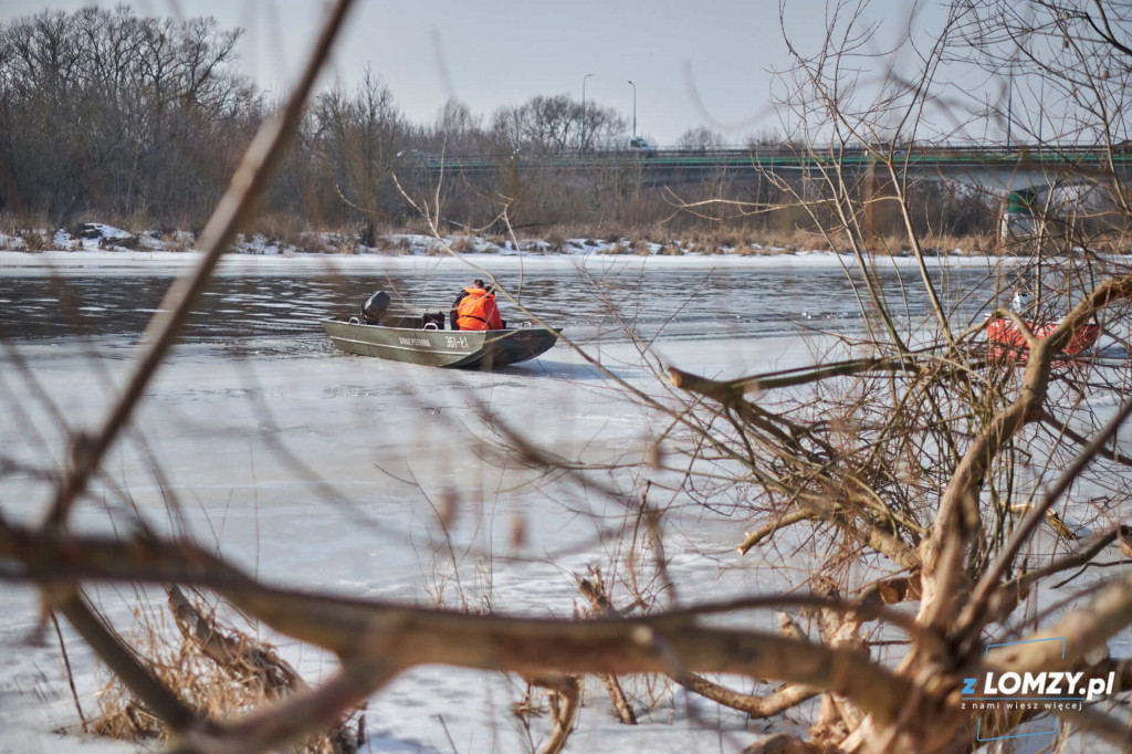 Gdy wszyscy uciekają oni zostają na miejscu! Dzisiaj dzień strażaka! [FOTO]
