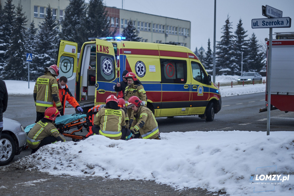 Gdy wszyscy uciekają oni zostają na miejscu! Dzisiaj dzień strażaka! [FOTO]