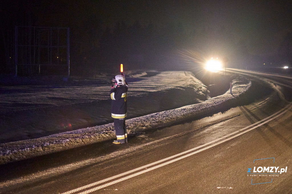 Gdy wszyscy uciekają oni zostają na miejscu! Dzisiaj dzień strażaka! [FOTO]