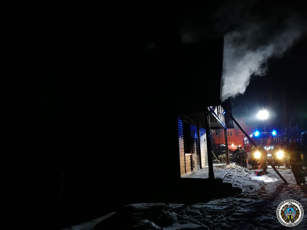 Gdy wszyscy uciekają oni zostają na miejscu! Dzisiaj dzień strażaka! [FOTO]