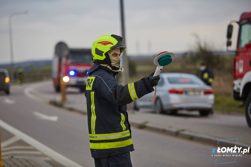 Gdy wszyscy uciekają oni zostają na miejscu! Dzisiaj dzień strażaka! [FOTO]