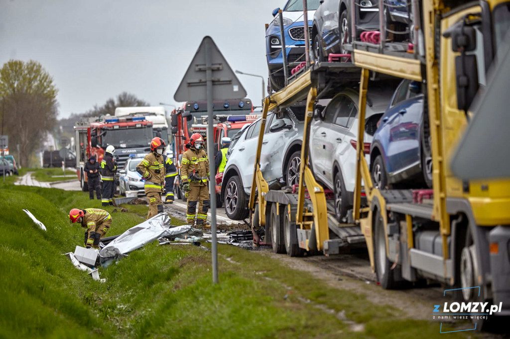 Śmiertelny wypadek w Kisielnicy! 3 tiry i osobówka [FOTO]