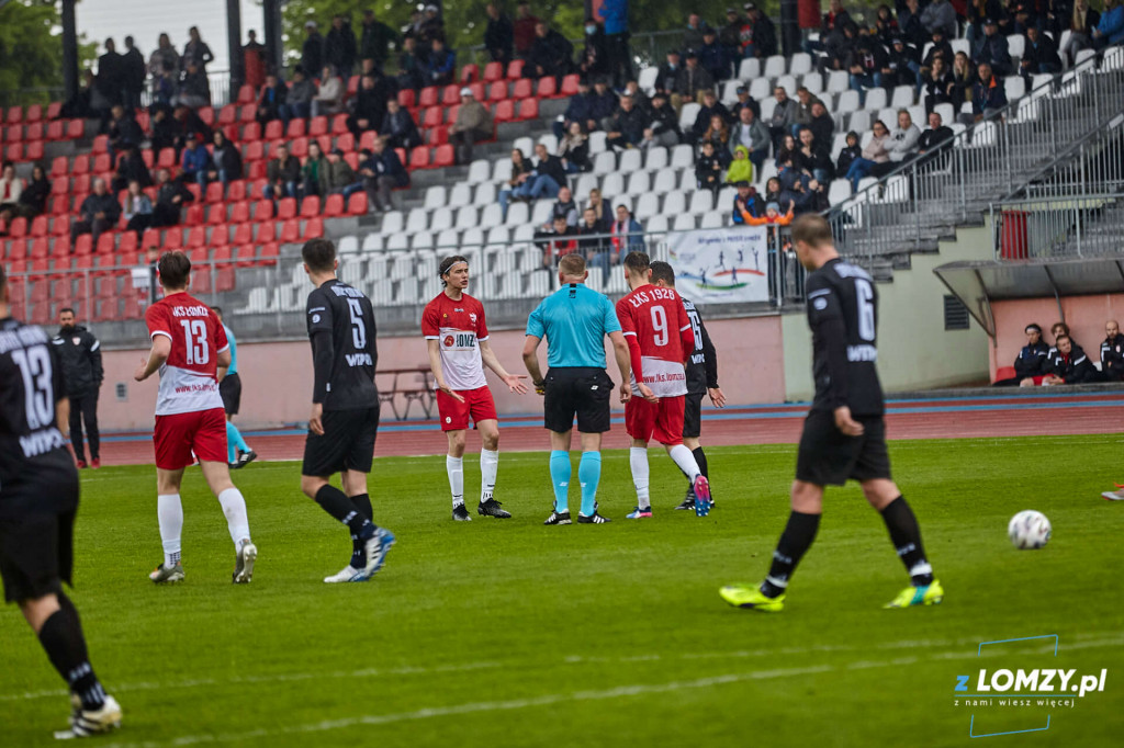 Przegrana ŁKSu na własnym boisku [FOTO]