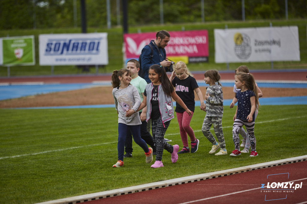 Dzień Dziecka na stadionie w Łomży - szkoły podstawoe