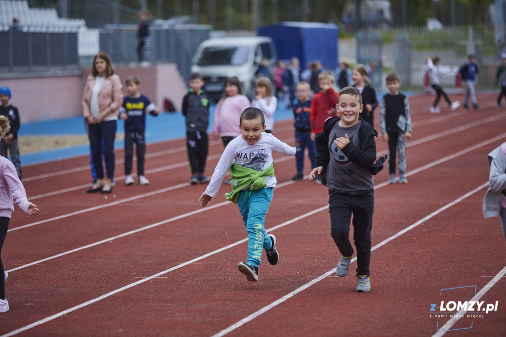 Dzień Dziecka na stadionie w Łomży - szkoły podstawoe