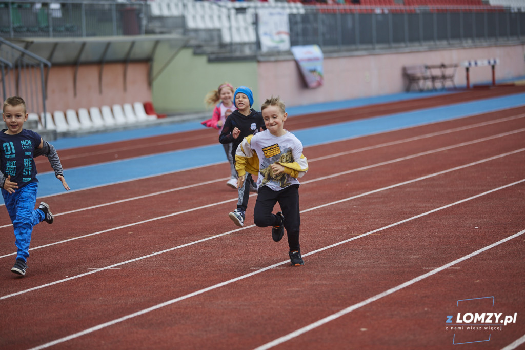 Dzień Dziecka na stadionie w Łomży - szkoły podstawoe