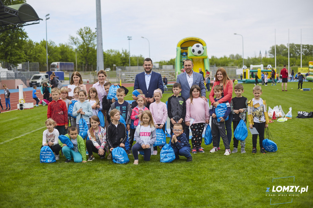 Dzień Dziecka na stadionie w Łomży - szkoły podstawoe