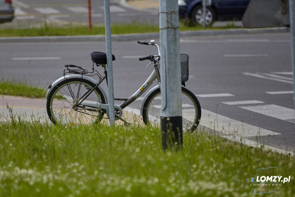 Potrącenie rowerzystki na Zawadzkiej! Kobieta w szpitalu [FOTO]
