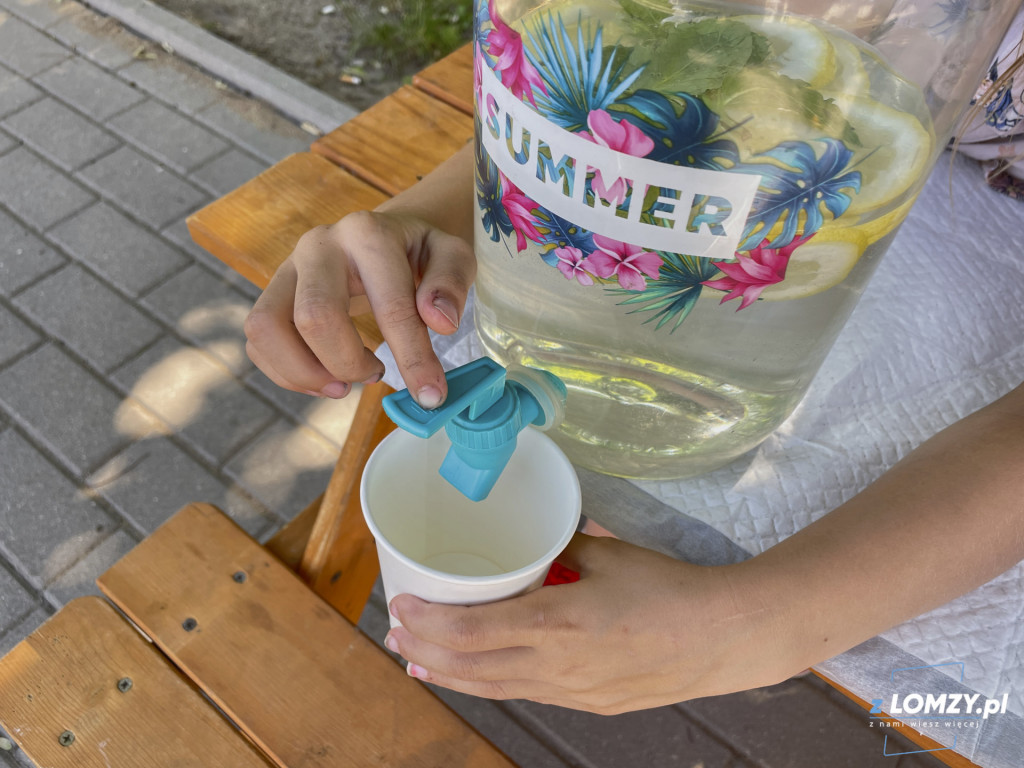 Na ochłodę lemoniada serwowana przez dzieci w Łomży [VIDEO i FOTO]