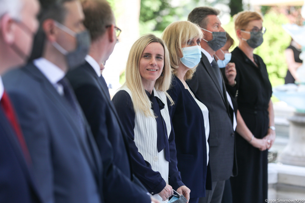Odznaczenia od Andrzeja Dudy dla pracowników szpitala w Łomży [VIDEO i FOTO]