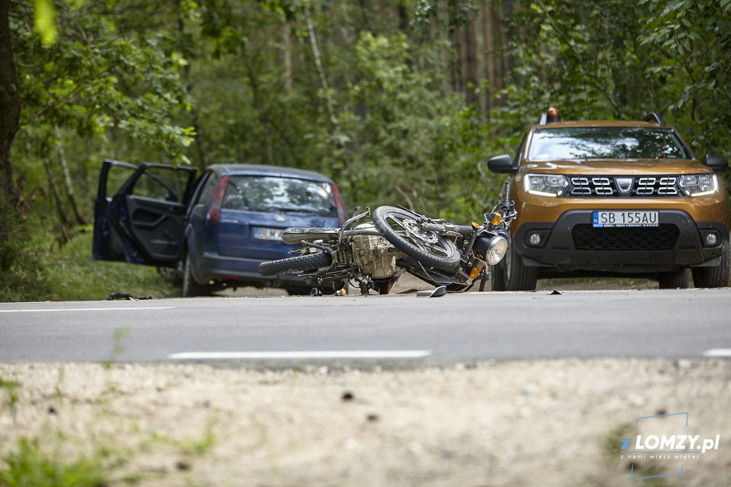Motocyklista w szpitalu po zderzeniu z osobówką [FOTO]