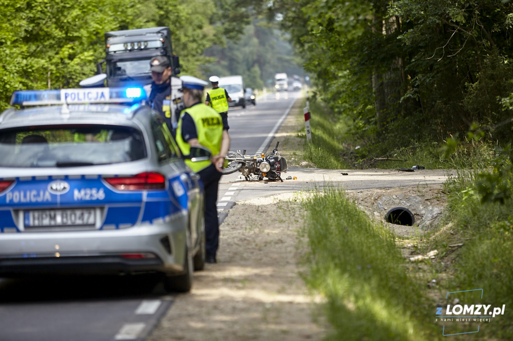 Motocyklista w szpitalu po zderzeniu z osobówką [FOTO]