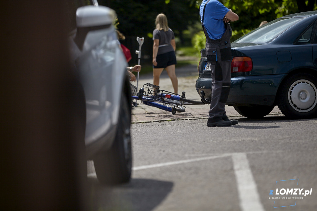 Potrącenie rowerzystki. Kobieta w szpitalu [FOTO]