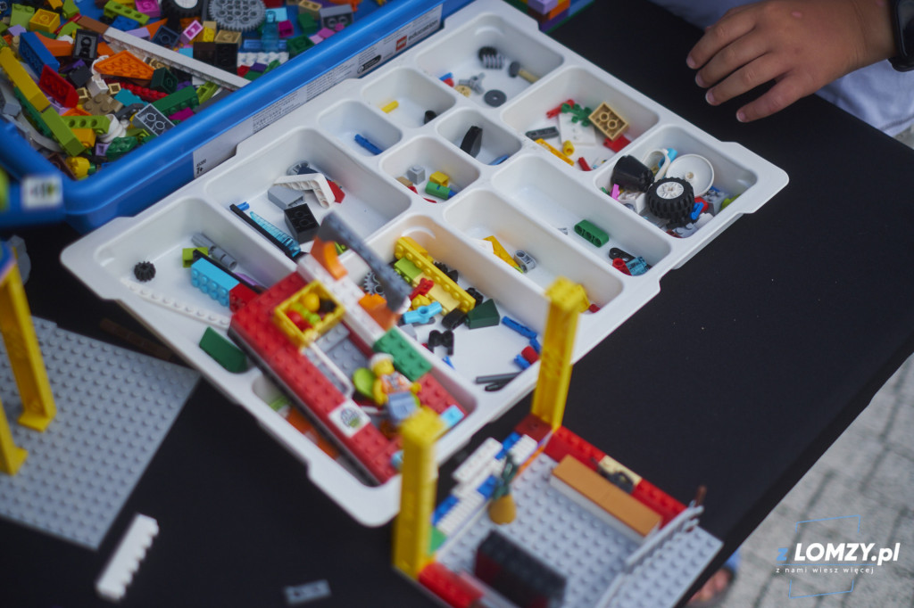 Dzień z klockami Lego i wystawa w Parku JP II [FOTO]