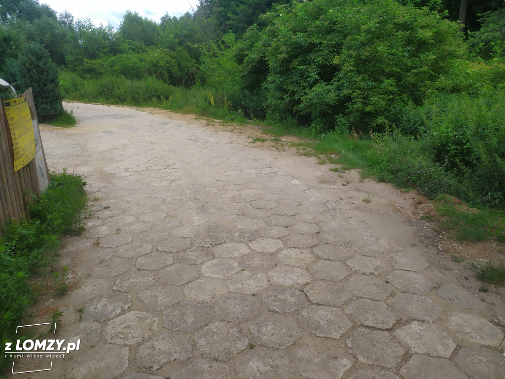 Piątnica: Spór z wójtem o drogę [FOTO]