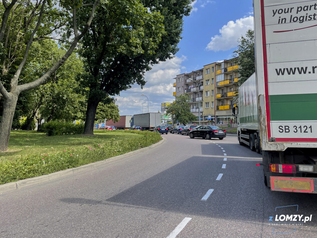 Horror na Zjeździe! Ogromne korki przez ciężarówkę! [FOTO]