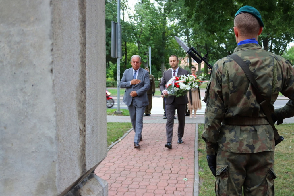  Łomża pamięta o Powstaniu Warszawskim [FOTO]