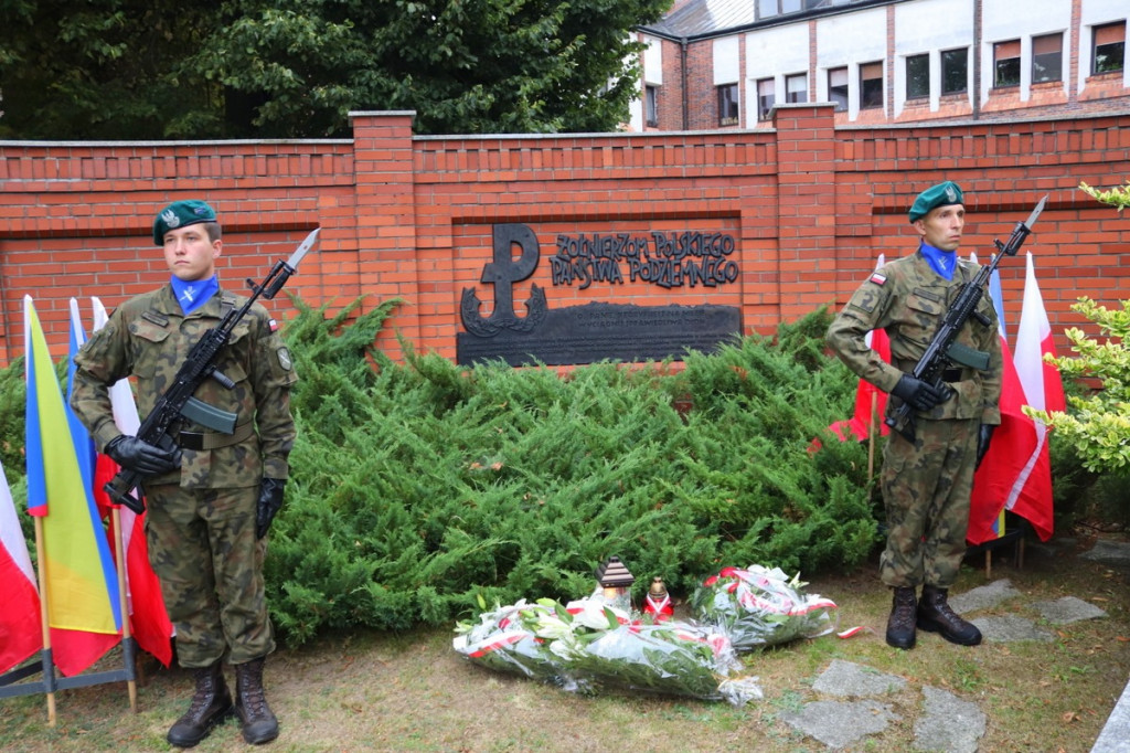  Łomża pamięta o Powstaniu Warszawskim [FOTO]