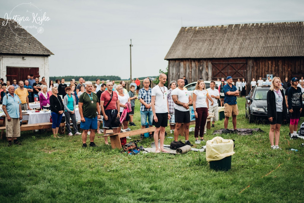Ruszyli z Łomży w drogę do Maryi [FOTO]