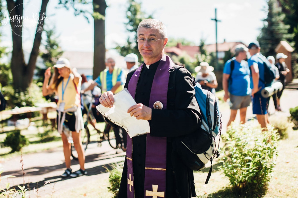 Ruszyli z Łomży w drogę do Maryi [FOTO]