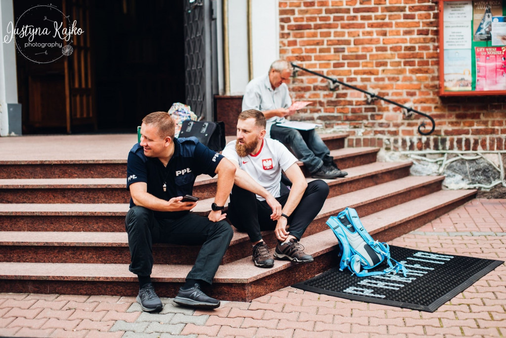 Ruszyli z Łomży w drogę do Maryi [FOTO]
