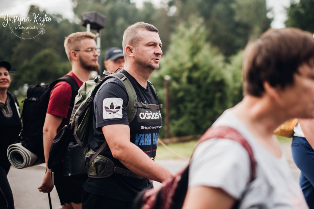 Ruszyli z Łomży w drogę do Maryi [FOTO]