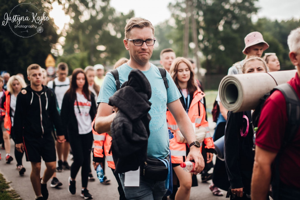 Ruszyli z Łomży w drogę do Maryi [FOTO]