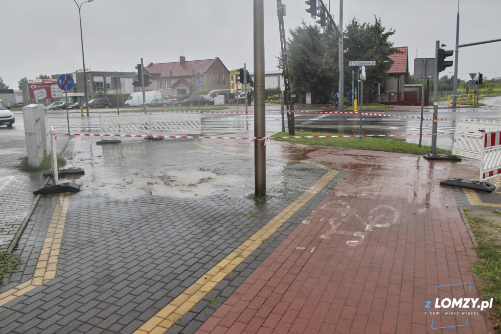Awaria wodociągowa na Przykoszarowej! Możliwy brak wody [FOTO]