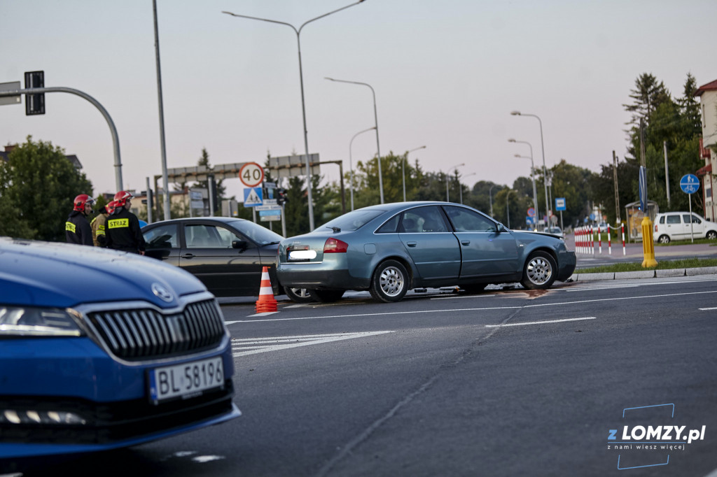 Dwie osoby trafiły do szpitala po wypadku [FOTO]